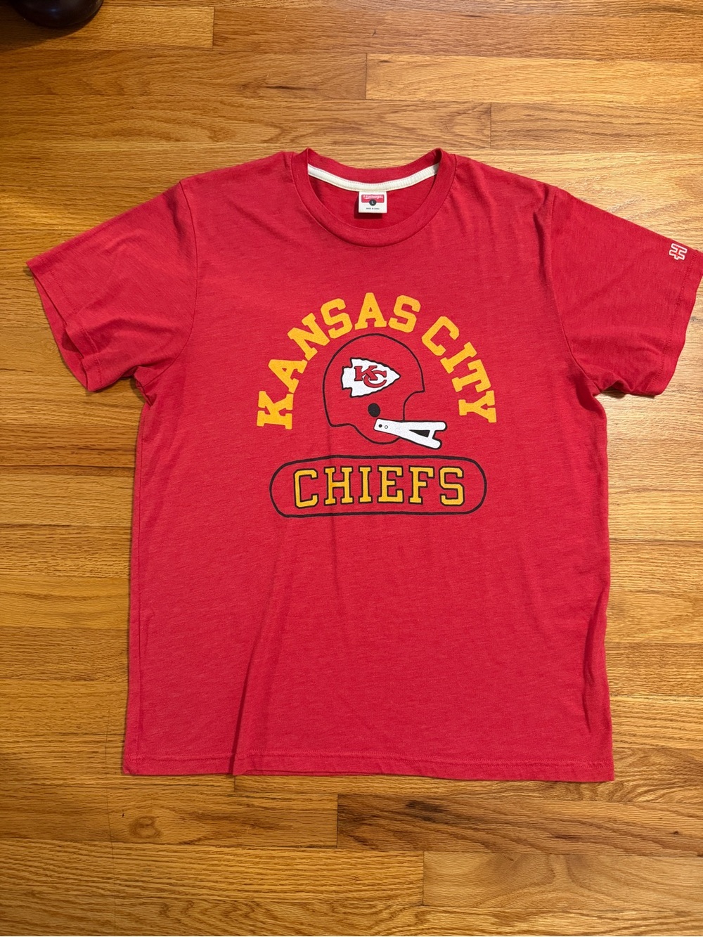 HOMAGE Red Kansas City Chiefs Graphic Tee with Yellow Accents